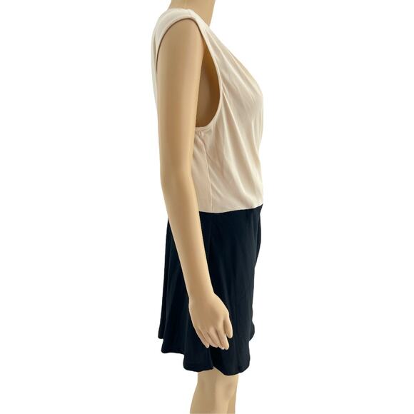 Rachel Rachel Roy (12) Cream Black Sleeveless Plunge V Wrap Front Romper - Picture 3 of 7
